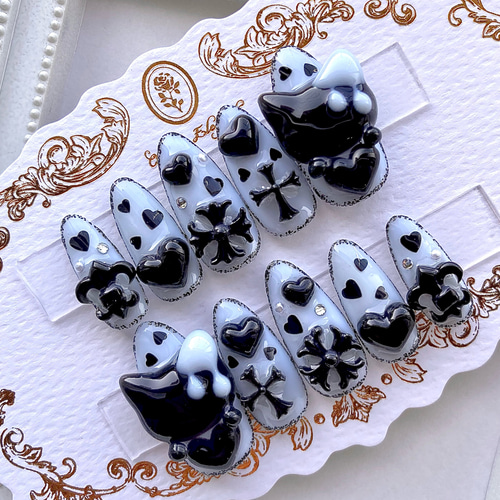 ネイルチップ 量産型 地雷 サブカル ブラック ブルー クロム ハート  