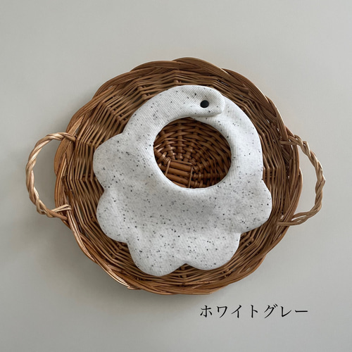 再販⸝⋆】ふんわりリブニットのつぶつぶスタイ✺もくもく型 スタイ