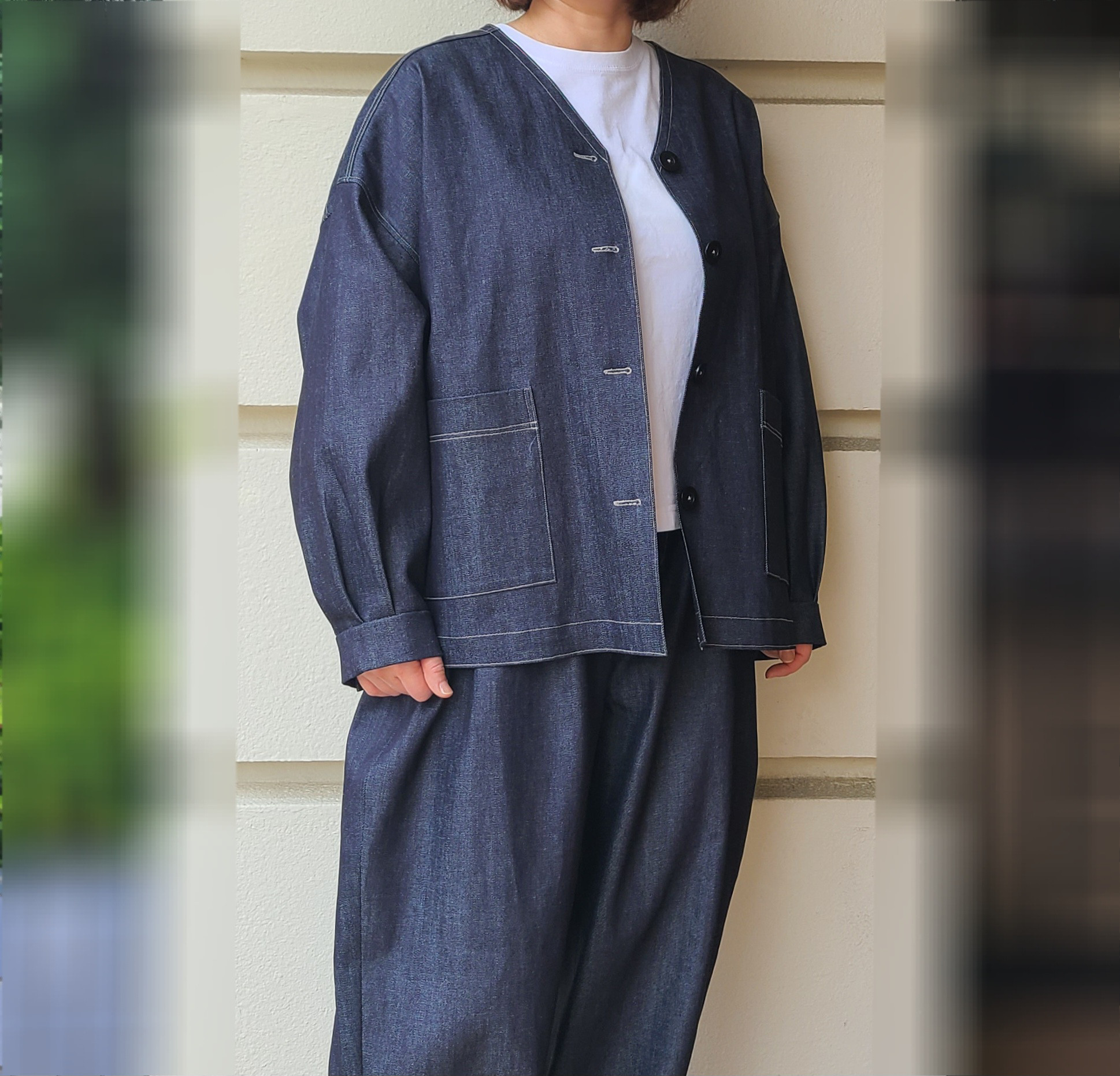 ブルーデニムのジャケット