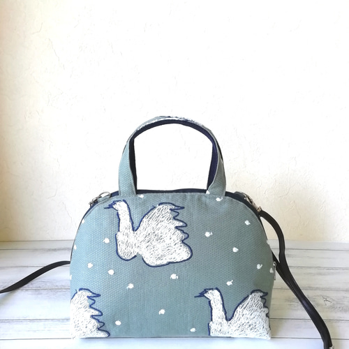 ミナペルホネンswanのシェルバッグ2way /moss green ポシェット ミナペルホネンswanのシェルバッグ2way /moss green ポシェット