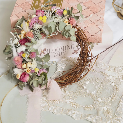 ナチュラルな雰囲気のリース】ドライフラワーハーフリース22cm ドライ  