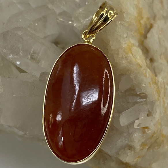 k18YG AU750 18金 天然 赤ヒスイ 翡翠ペンダント 7.8ct ペンダント 