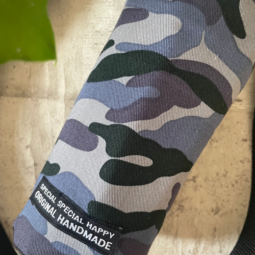 サファリ迷彩＊カモフラミリタリー＊保冷＊ペットボトルカバー＊水筒