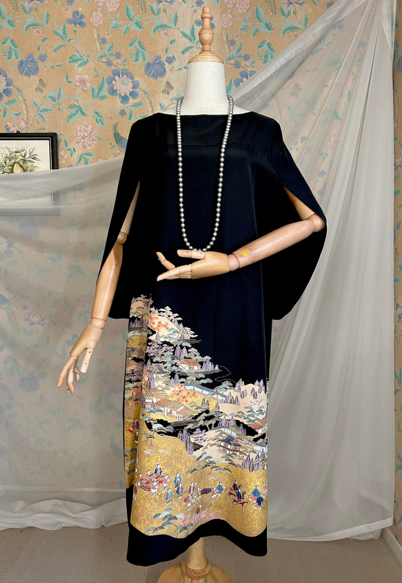 正絹 作家物 風景 多彩 留袖リメイクケープドレス 金彩 黒留袖ドレス