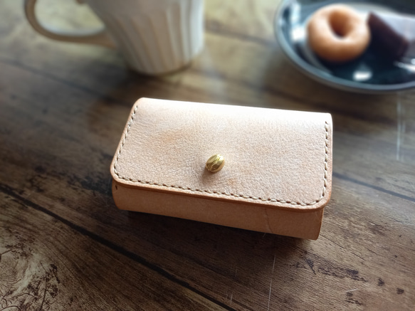 コーヒー豆ホックのミニ財布 アラスカレザー 本革 キャメル 三つ折り