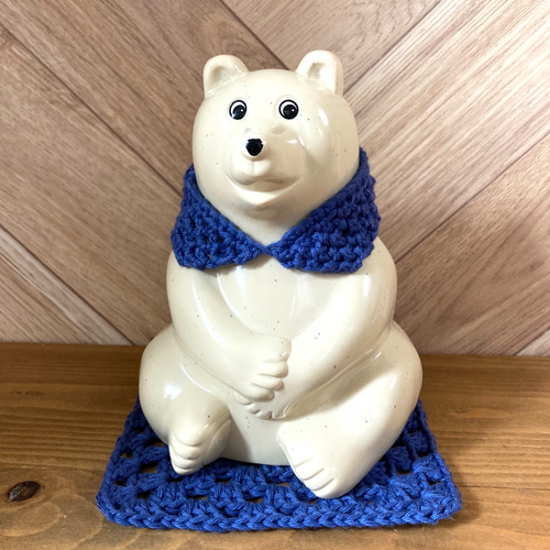 モノトーンでおめかし♡ しろくま貯金箱　付け襟　セット　ハンドメイド　赤　黒 モノトーンでおめかし♡ しろくま貯金箱付け襟セット
