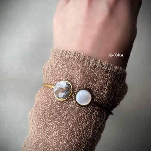 柔らかな着け心地〉 Gemelli 天然石バングル 天然石ブレスレット