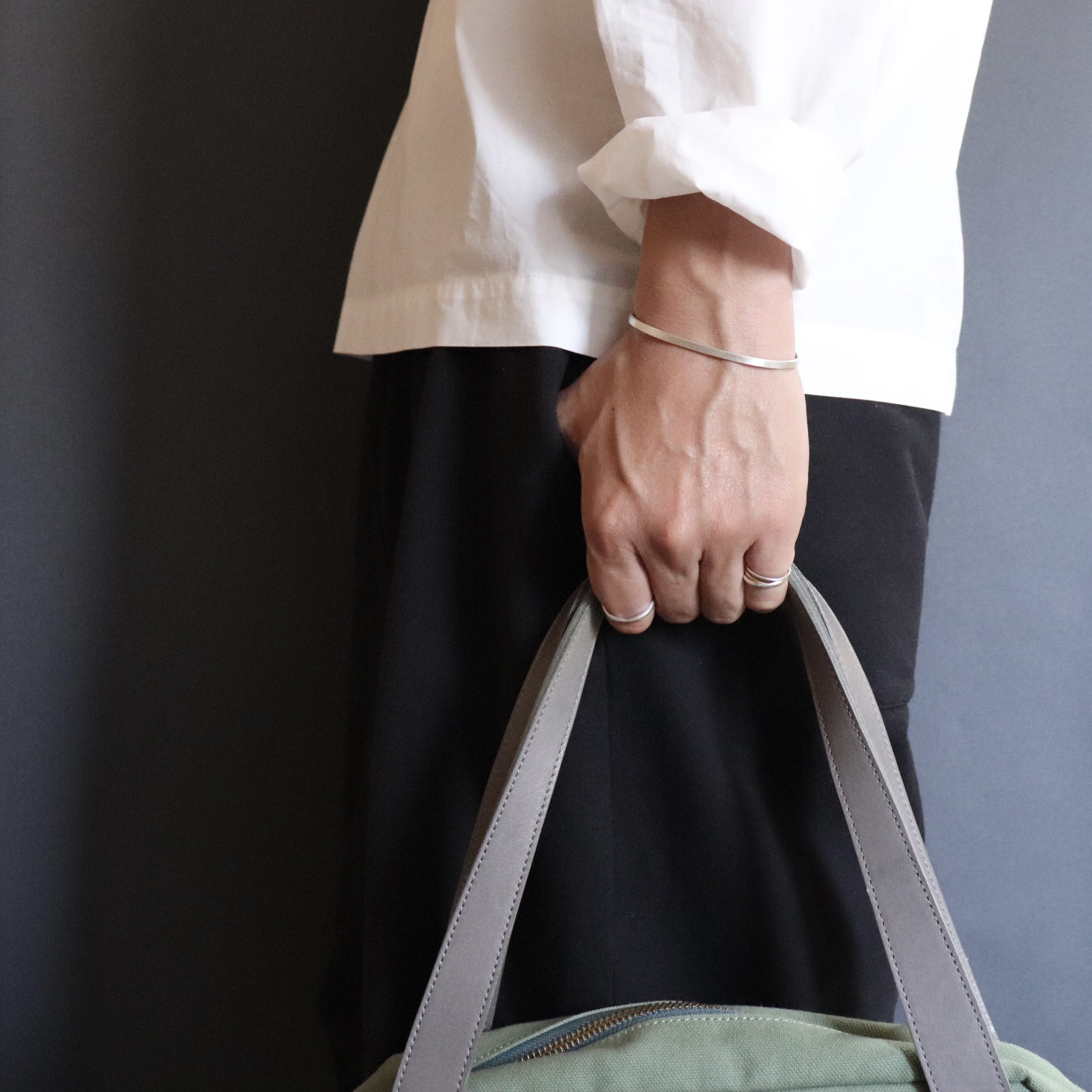 【shirabeしらべ2.5】silver950 幅約3.0㎜×厚約1.5㎜ バングル/受注制作