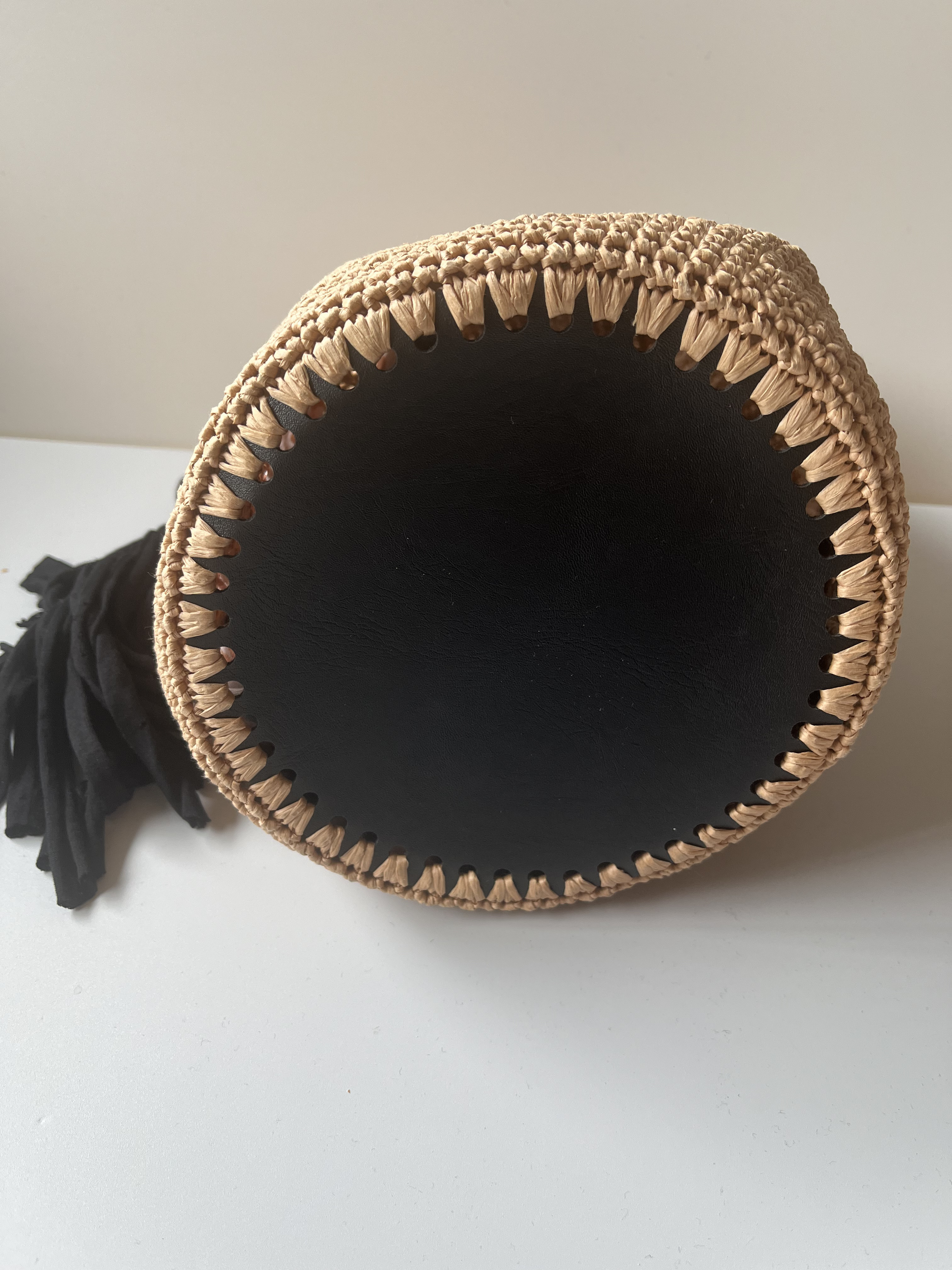 再販❗️革底付きラフィア巾着ショルダー