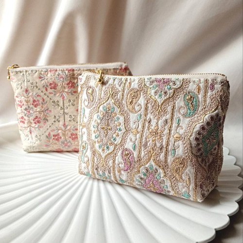 16㌢】見た目以上の収納力 インド刺繍の贅沢ポーチ ザリ刺繍/ピンク