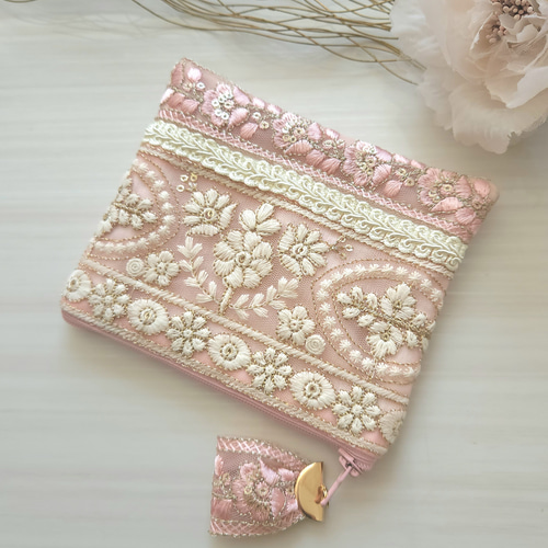 チャーム付き♫インド刺繍リボン ポーチ ヌビ プレゼント ポーチ M