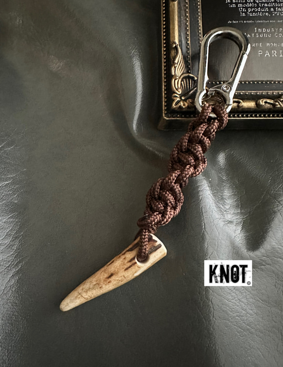 鹿角パラコードキーホルダー DNA編み キーホルダー KNOT 通販 17736125
