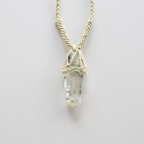 ◇ItoMe Stone◇ガネーシュヒマール産クロライト入りヒマラヤ