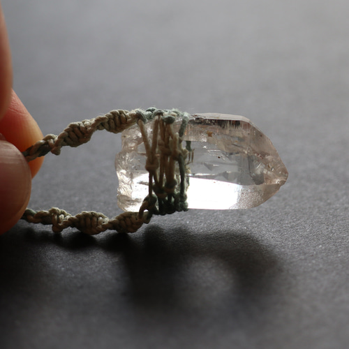 ◇ItoMe Stone◇ガネーシュヒマール産クリアヒマラヤ水晶