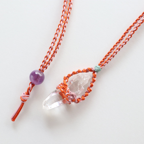 ◇ItoMe Stone◇ガネーシュヒマール産レインボーヒマラヤ水晶マクラメ