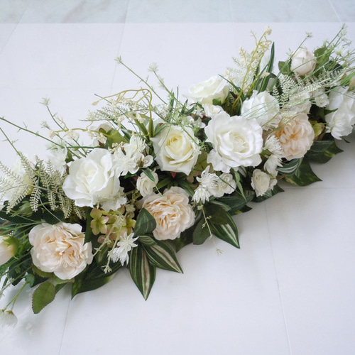 ◇ナチュラル ホワイト＆グリーン 90cm テーブル装花