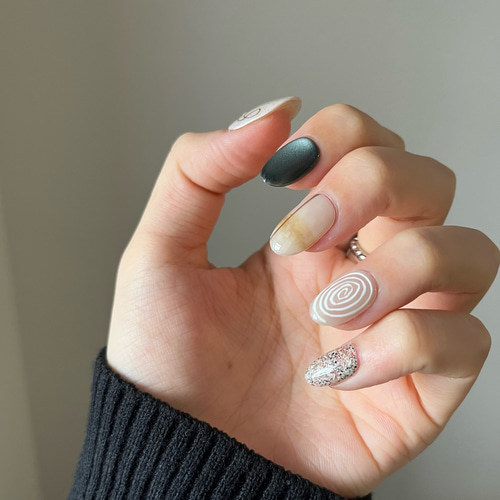 着画あり】ニュアンスネイル／カジュアルネイル／ネイル／ぷっくり