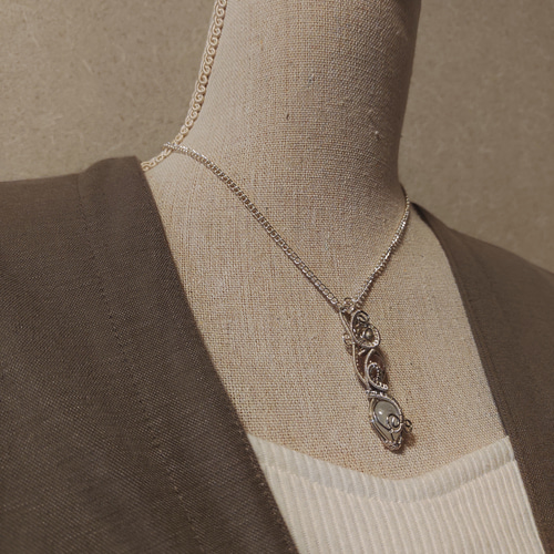 レインボームーンストーン ワイヤーラッピングペンダントトップ