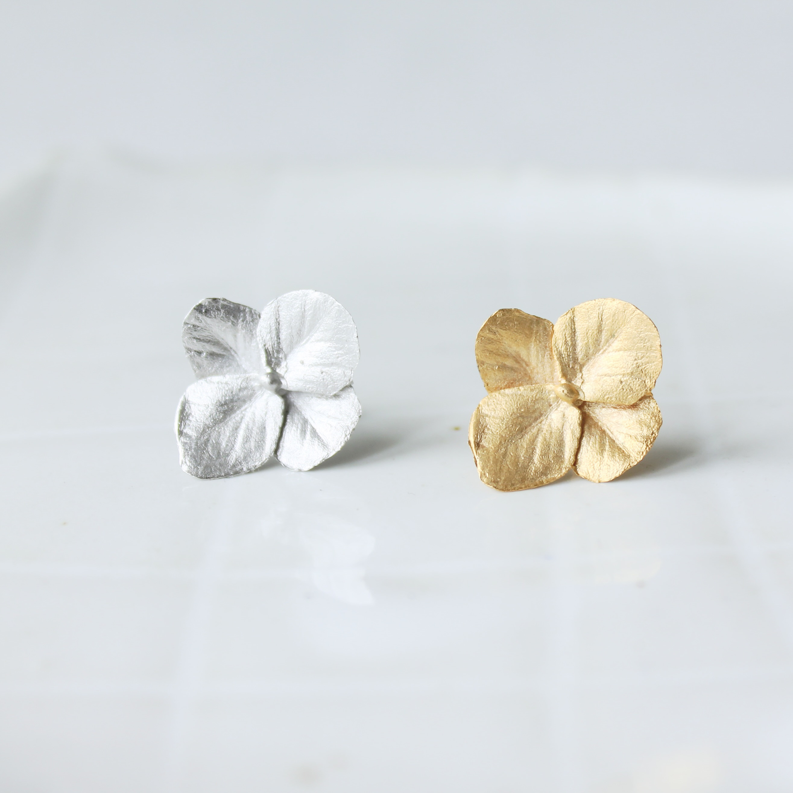 紫陽花のピアス