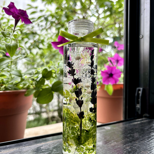 清涼感たっぷり！爽やかハーバリウム《グリーンホワイト＆ラベンダー  