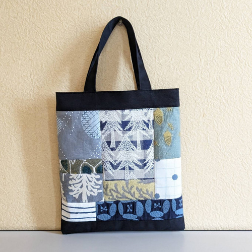 M✰ミナペルホネンのぺたんこバッグ♡トートバッグ♡愛しのパッチ