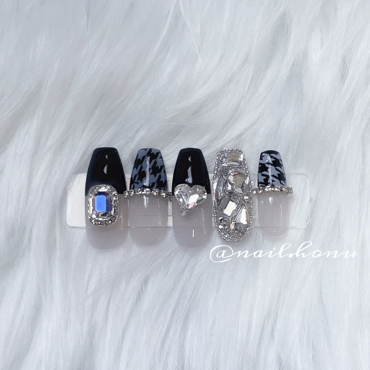 No.53 量産型ネイル/地雷系ネイル/千鳥柄ネイル