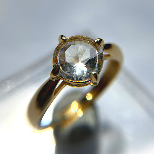 （１点もの） 高千穂産天岩戸水晶 エイトスターカットリング◇ 高千穂産天岩戸水晶 エイトスターカット リング 1.3ct シルバー18KGP