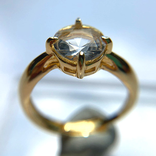 （１点もの） 高千穂産天岩戸水晶 エイトスターカットリング◇ 高千穂産天岩戸水晶 エイトスターカット リング 1.3ct シルバー18KGP