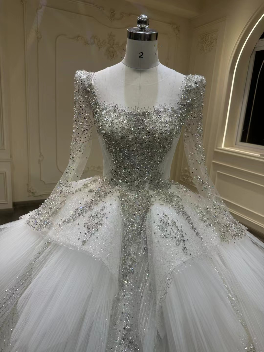 今すぐ買う★彡ボリューム　背中見せ　キラキラ　スクエアネック　高品質保証　サイズオーダー　上品なドレス結婚式花嫁前撮り二