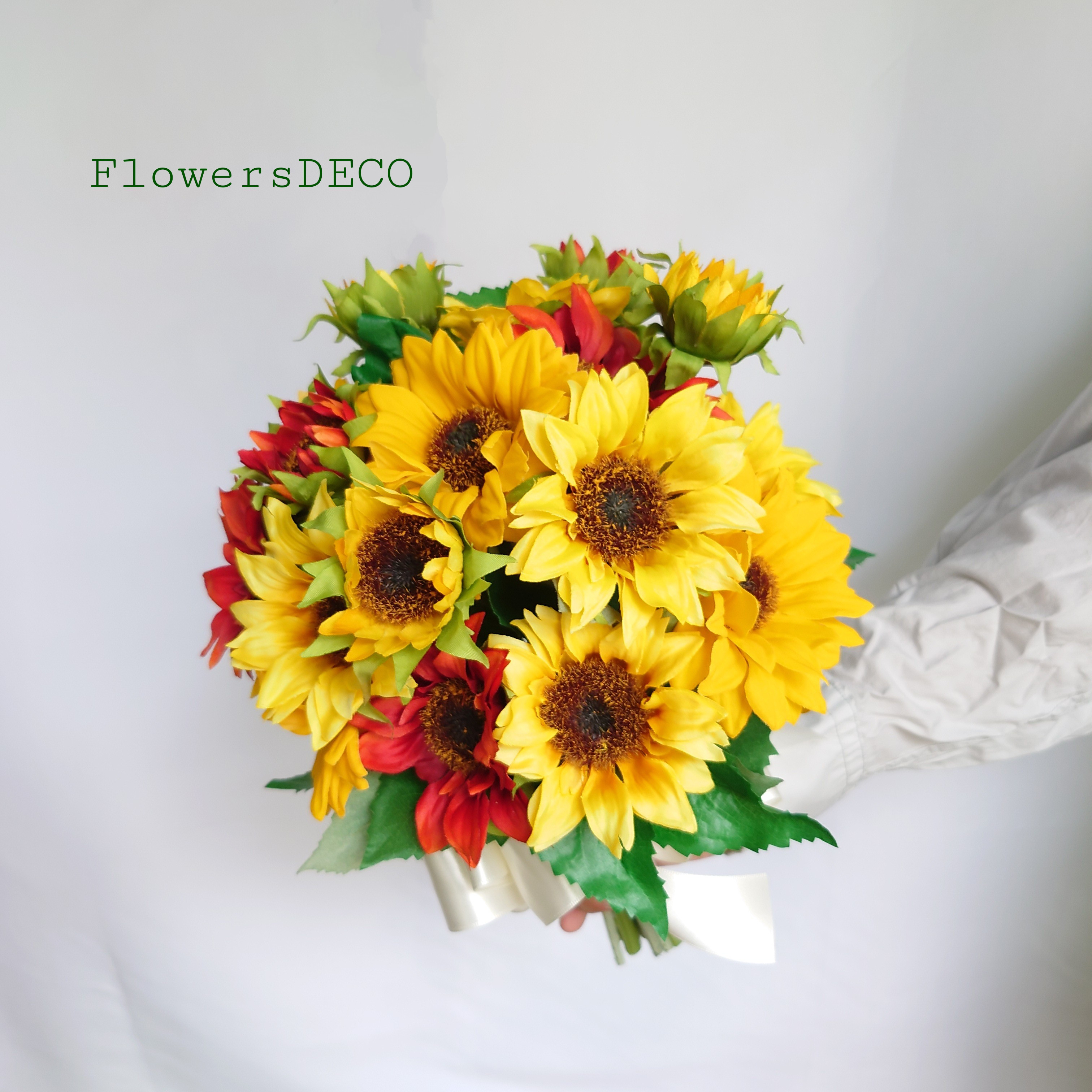 夏摘みヒマワリのラウンドブーケ【Bouquet】アーティシャルフラワー