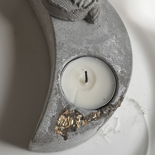 キャンドルホルダー♡三日月金箔付き♡おやすみベビードラゴン付き  