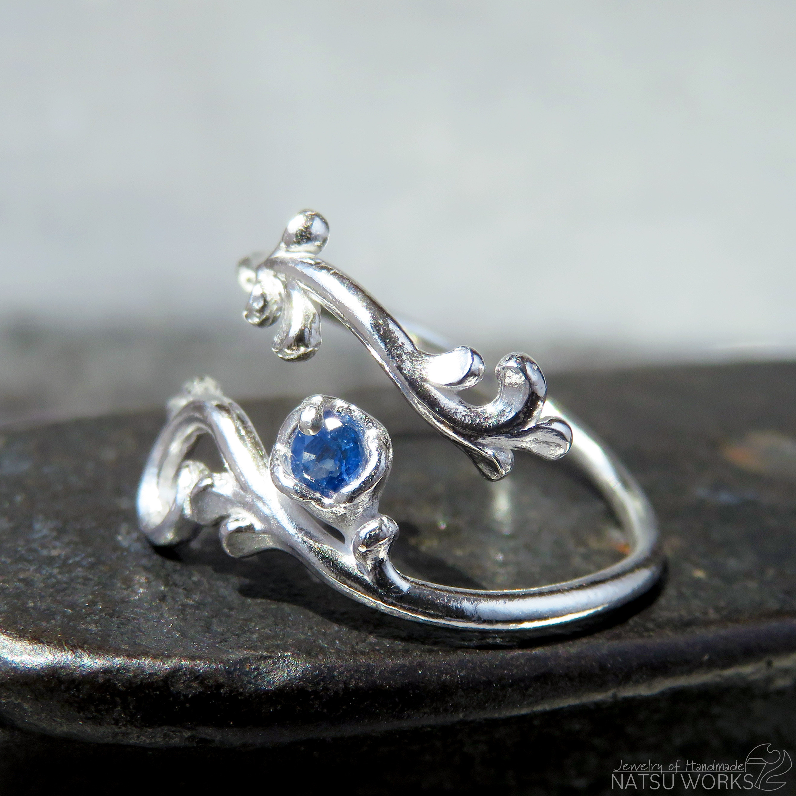 ボタニカル リング ブルーサファイア / blue Sapphire Botanical Ring