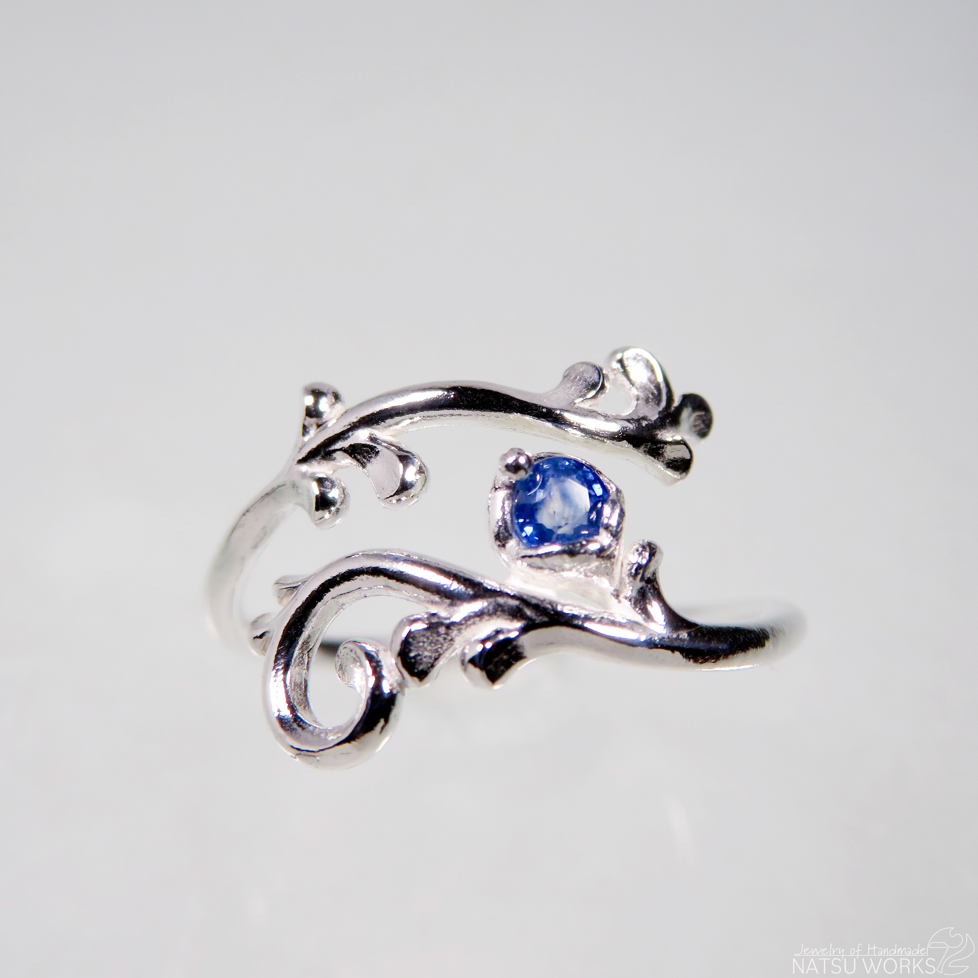 ボタニカル リング ブルーサファイア / blue Sapphire Botanical Ring