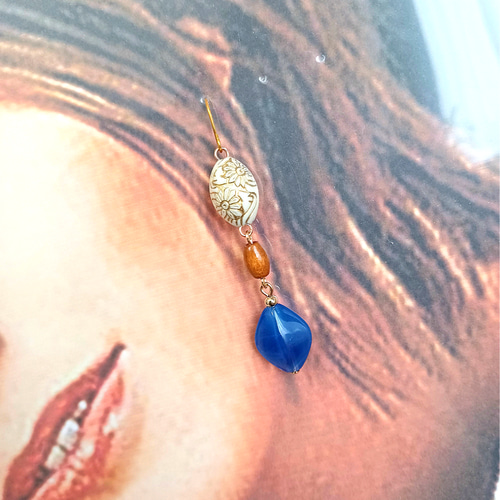 エキゾチック✾フラワーピアス ブルー✾ ハンドメイド No.1616 ピアス 