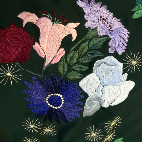 伝統工芸 横振り刺繍 大判刺繍花 ラップワンピース 巻きスカート 長袖