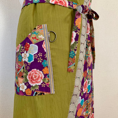 発送3日以内 和モダンエプロン 黄緑色と花紋様 ✴︎ 表地で吸水・裏地