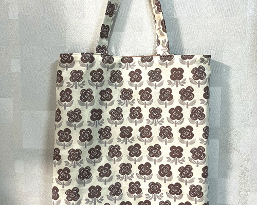 お花の子様　オーダー品　トートバッグ　A4サイズ　ユキエモン　ハンドメイド お花の子様 オーダー品 トートバッグ A4サイズ ユキエモン