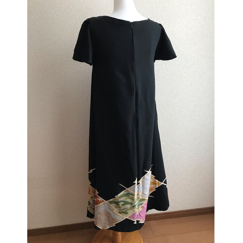 53☆黒留袖☆着物リメイク☆Aラインワンピース＆ボレロ☆M☆一点物  