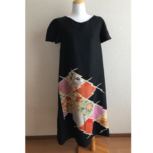 53☆黒留袖☆着物リメイク☆Aラインワンピース＆ボレロ☆M☆一点物  
