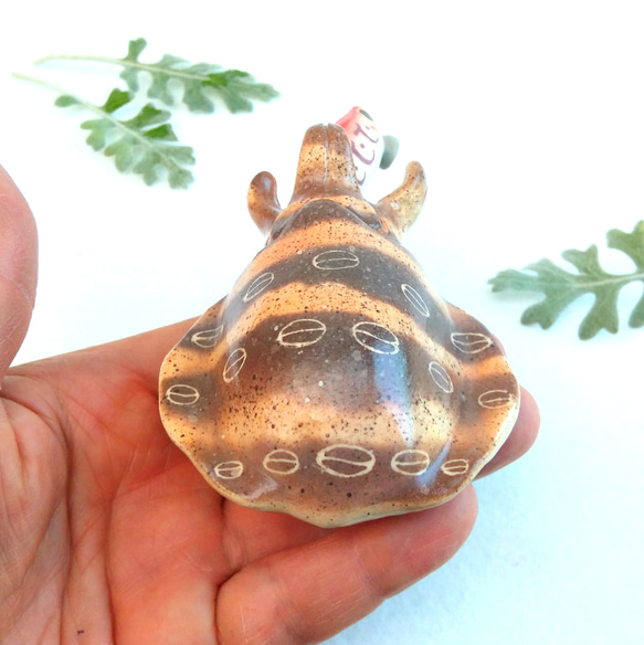 イカ釣りエギング・ペーパーウェイト&ルアーボールペン　替芯付き　魚陶器 