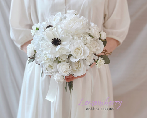 アネモネとローズのウェディングブーケ ブーケ Lemoncherie 通販