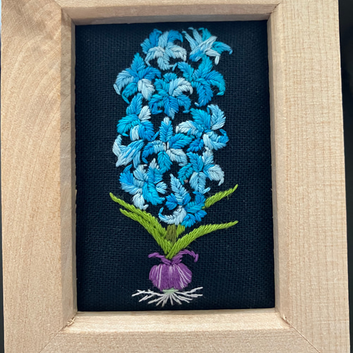 刺繍フレーム ヒヤシンス 花 青い花 壁掛け 壁飾り インテリア