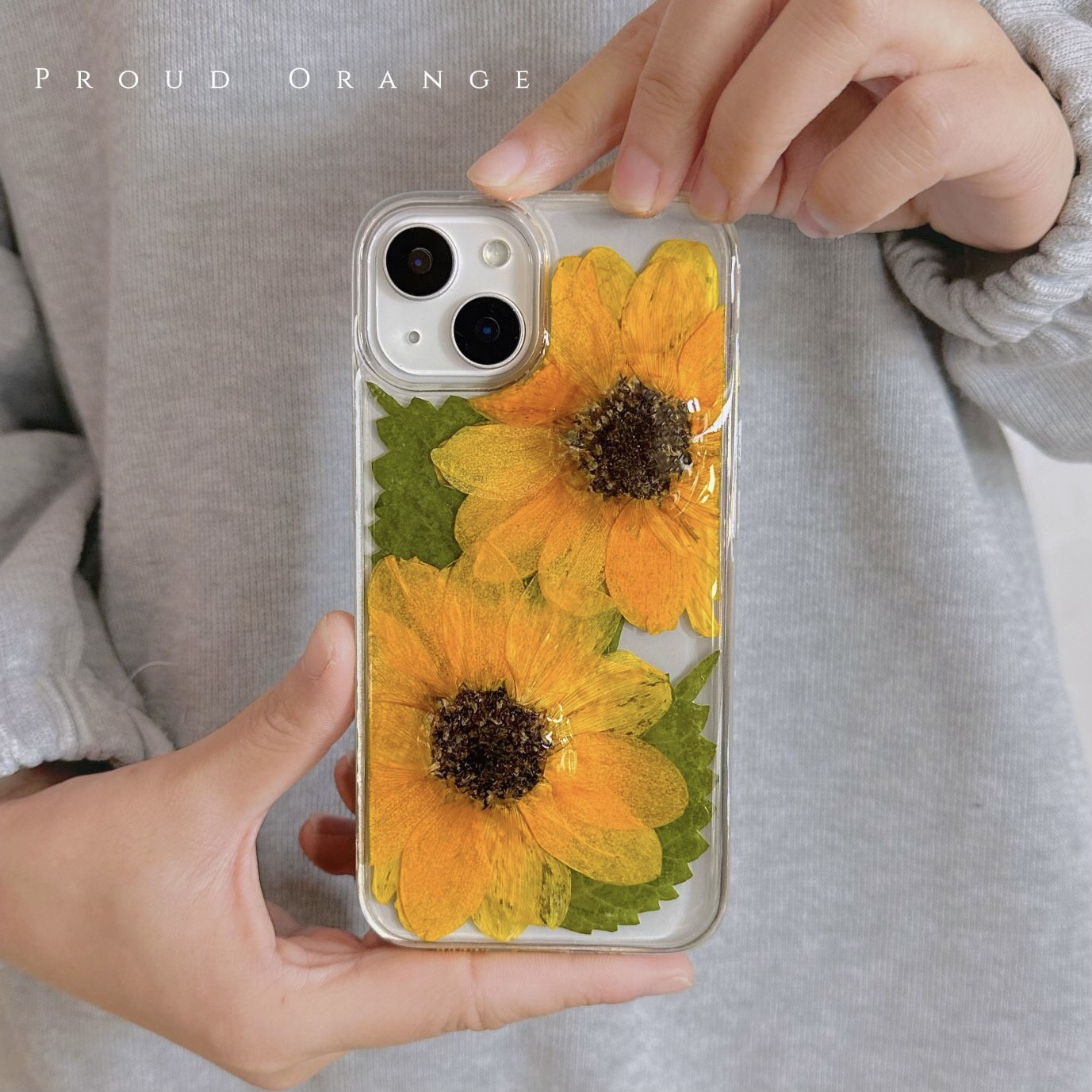 ひまわりのハンドメイド押し花スマホケース　ほぼ全機種対応