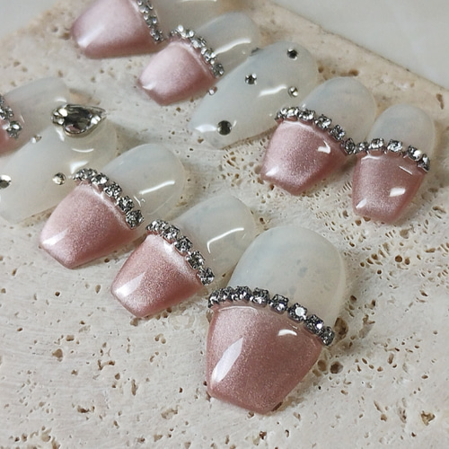 ネイルチップ フレンチガーリー/量産型/ゆめかわ/マグネット/ハート  