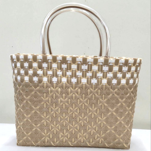 2種類ベージュ、白のプラカゴバック シックな大人のバック かごバッグ