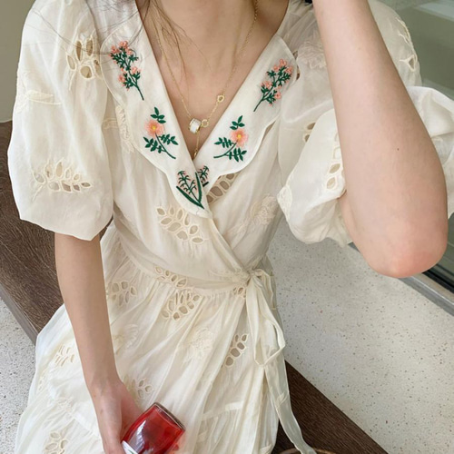 ☆新品　素敵❗️花柄ロングワンピースL L 楽天市場】「2025新柄」ワンピース フラワー柄 XL-3XL