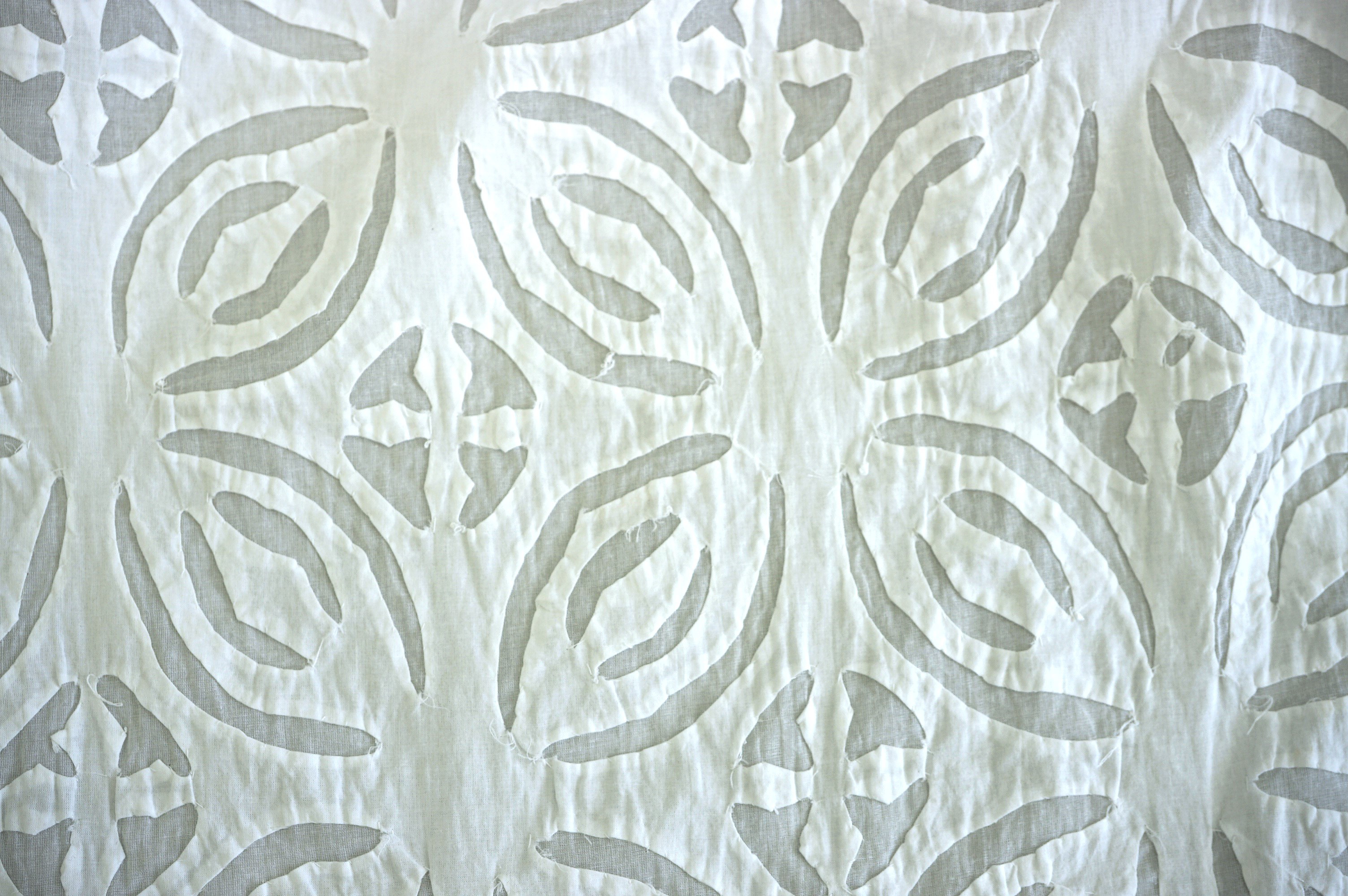 1枚単位【リバースアップリケ生地】インド綿100%【AQW-CC-006-WHITE】102cm巾×2.4ｍ