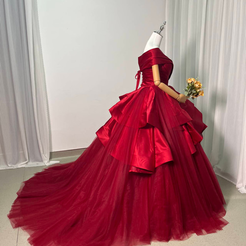 送料無料！カラードレス 赤 オフショル プリンセスライン 2次会 挙式  