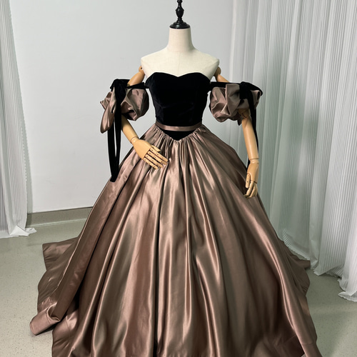 GRANMANIE カラードレス　パパヴェロオリーブ GRANMANIE カラードレス パパヴェロオリーブ カラー