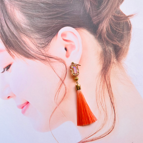 アンティークビーズ× ロングタッセル ピアス/イヤリング(サーモン 